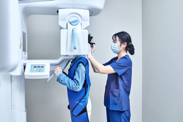 Best Weekend Emergency Dentist in Hollins, VA